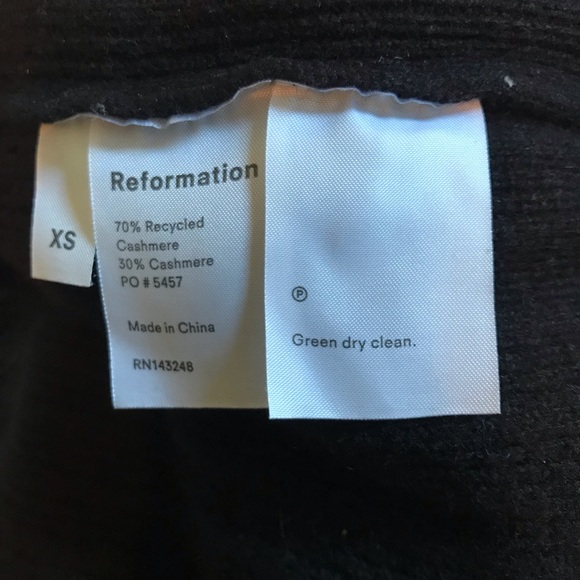 Recycled Cashmere Cropped Sweater - Picture 3 of 4